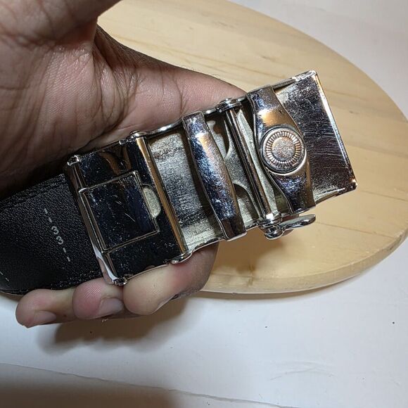 Railtek Dull Metal Frame Latch Clamp Belt Buckle With Size 33 Black Leather Belt - Picture 5 of 7